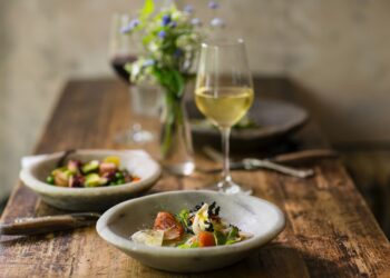 La combinación perfecta: vino y comidas para esta primavera 2022