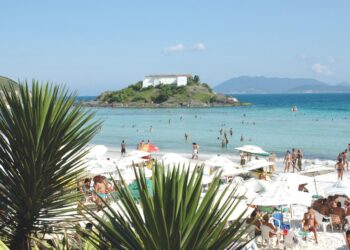 Verano: Brasil se prepara para una temporada récord, con los chilenos en el top 5 de viajeros internacionales