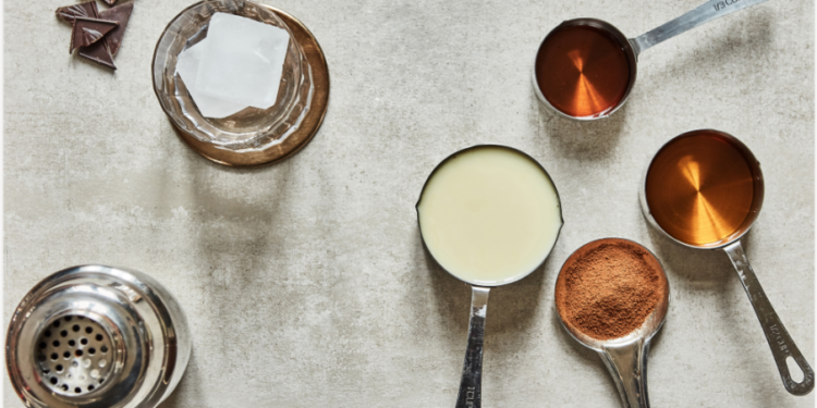 Cuatro irresistibles recetas de bebidas de chocolate para disfrutar el invierno en casa