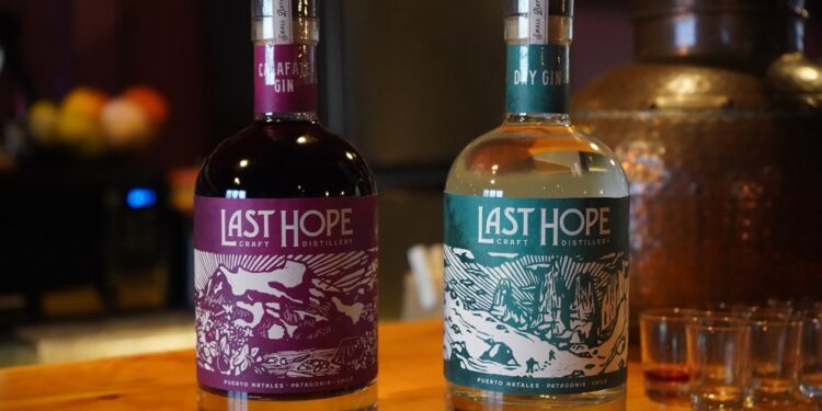 ¿Te gusta el Gin? Conoce The Last Hope, la destilería más austral de Chile