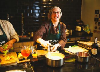 Fooch rompe el molde: comida casera al instante, sin comisiones y con sabor a barrio