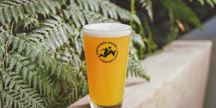 Kross lanza su Doble Hazy IPA: una cerveza turbia, intensa y con alma tropical