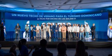 Más de 14 mil turistas chilenos llegaron a República Dominicana durante un julio histórico